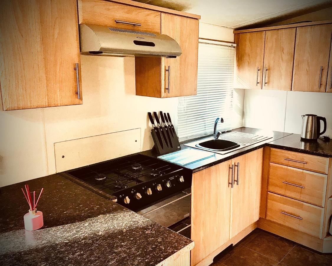 Turnberry Caravan Quiet Peaceful Location Near Golf Spas And Beaches Girvan Buitenkant foto